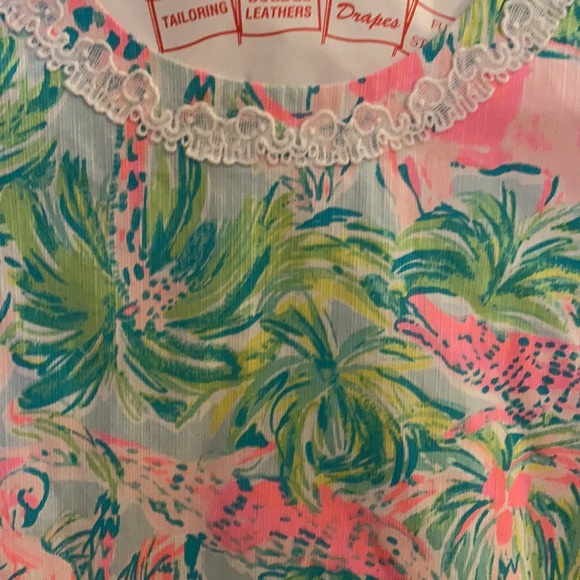 Youth girls size 7 Lilly Pulitzer shift dress - Picture 2 of 3